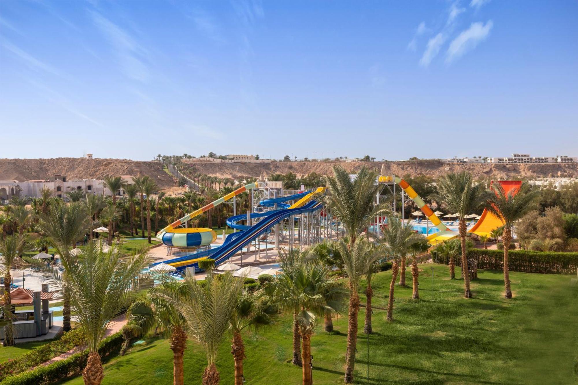ホテル Xperience Kiroseiz Parkland シャルム・エル・シェイク エクステリア 写真 Aqua Park at Hilton Sharm El Sheikh Resort